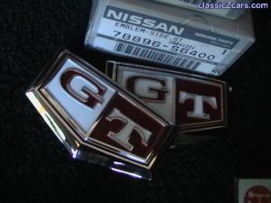 Rear Quarter GT Badge (red)