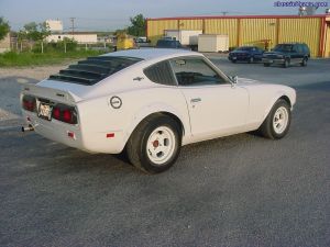 ninja's nitrous 240z right rear passenger view