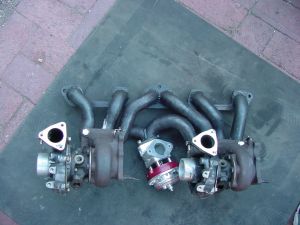 Twin turbo manifold