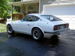 '71 240Z - 904 White