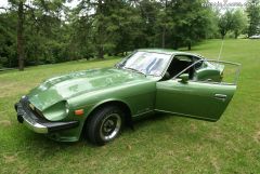 76 - 280Z - side