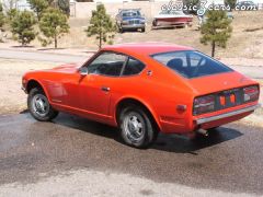 71' 240Z At It's New Home