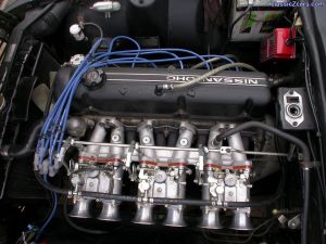 Triple Mikuni 44s