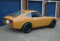 Wheels and tyres fitted.