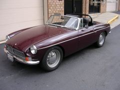 '78 MGB modified to look like a '64