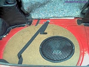 subwoofer w/wheel cover in place