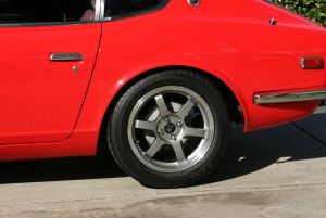 240z  16 inch wheels