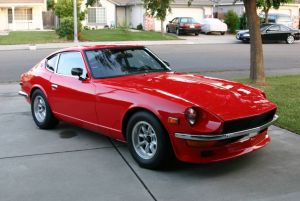 240z on driveway