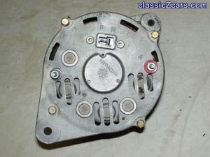 70 L28 Hitatchi alternator