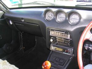 72 240 Interior3