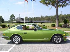 240Z w/ SR-71