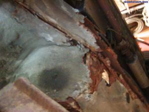 Undercarriage rust