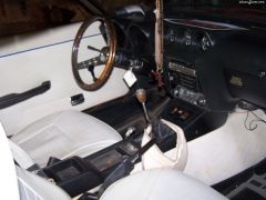 Z_car_interior_4