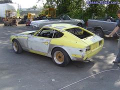 The Z getting paint - Pic 1