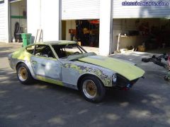 The Z getting paint - Pic 2