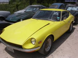 My Banana Yellow '72 240z