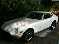 240z_fresh_paint_2