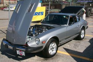 Silver 280Z with Panasports