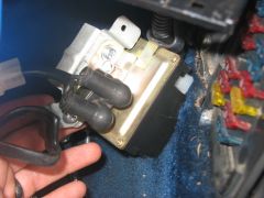 1983 280zx power windows-circuit breaker locate/install