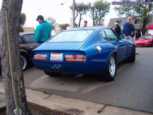 lotsa bodywork and Z32 tails