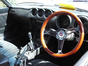 74' Fairlady Z (ZL) interior