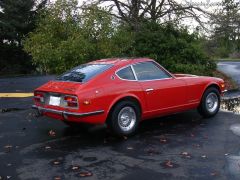 New pictures of my red 240Z