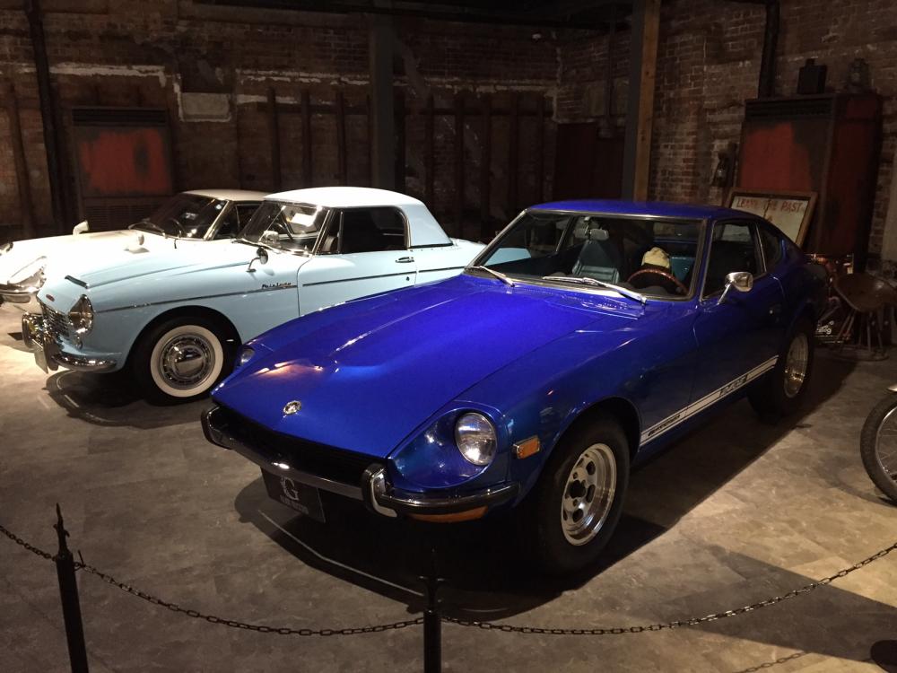 240zglion.jpg