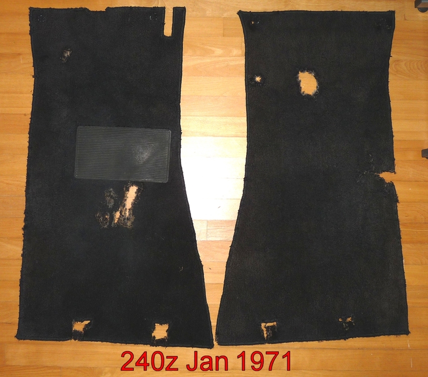 240z 1970 01 foot well.jpg