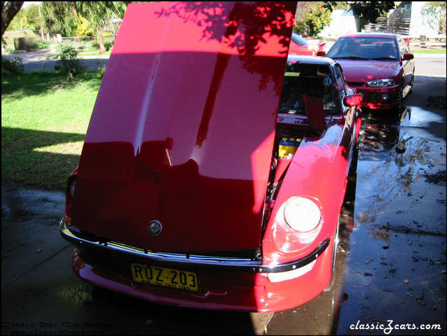 240z red 71 pic 3