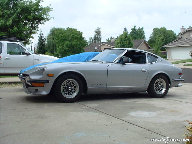 '71 240Z with 14x6 Appliance Wheels 1 of 2