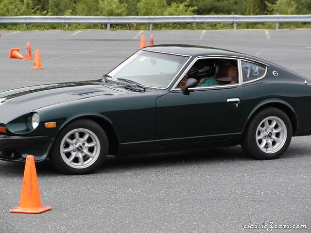  280Z autocrossing