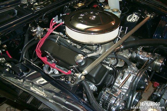 Engine compartment - Right side/front