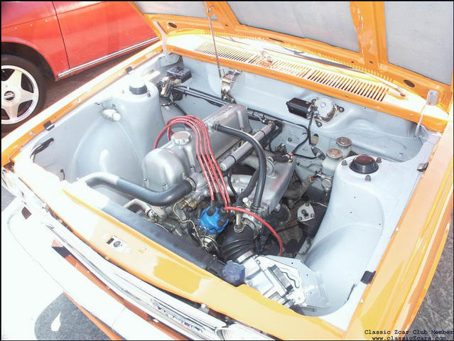 510 engine bay (looks pretty clean)