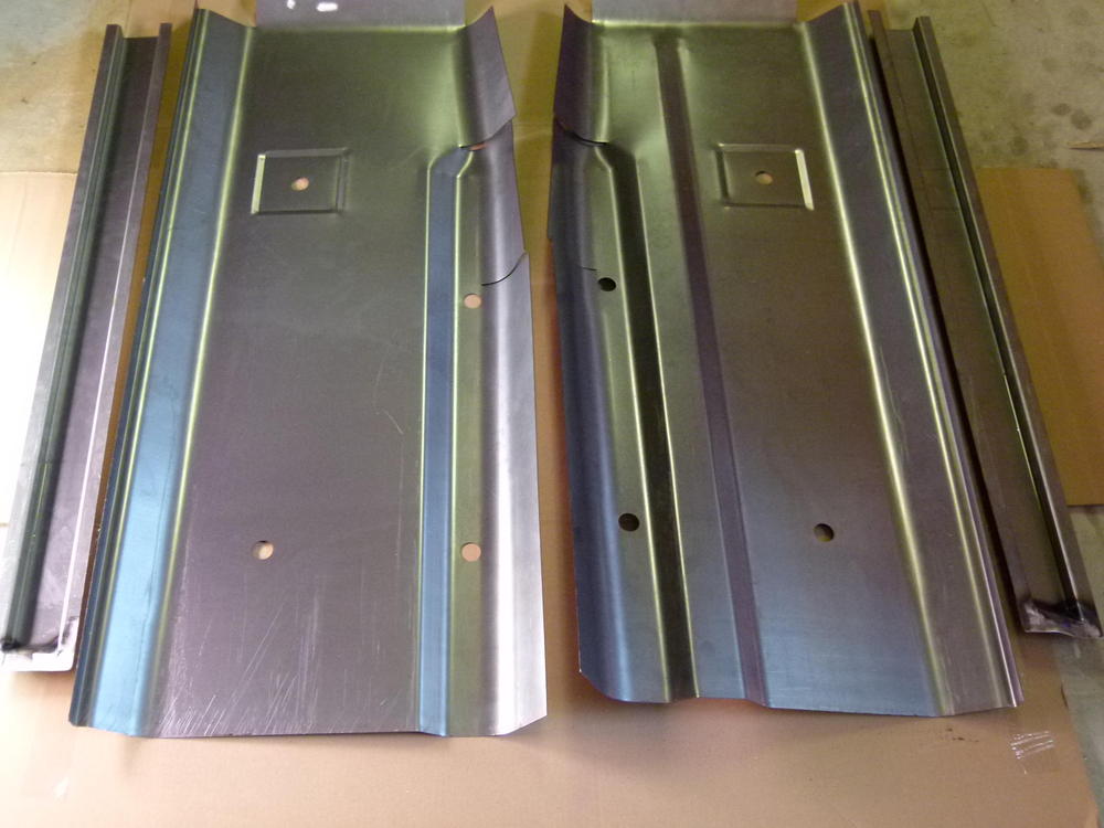 280Z Floors with Rails.jpg