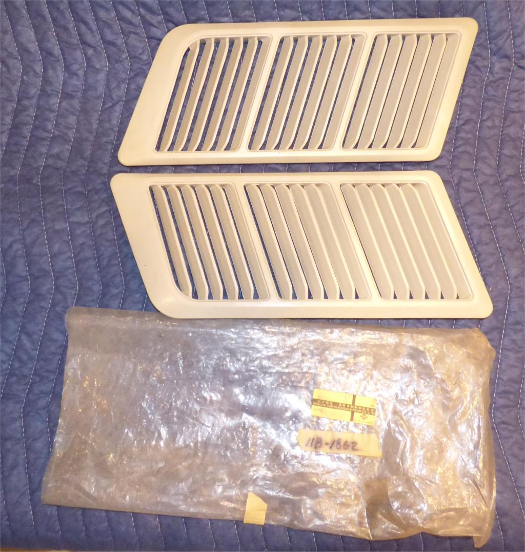 280z Hood Louvres NOS
