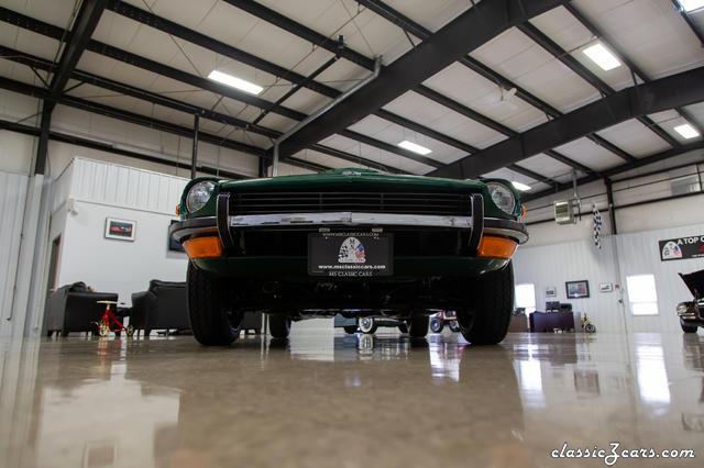 1971_datsun_240z_1578698023064a6f7f52ae3f240Z_004_web.jpg