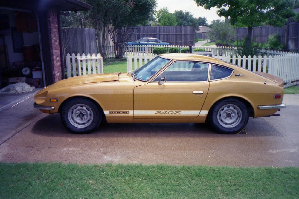 Datsun 240Z-002.jpg