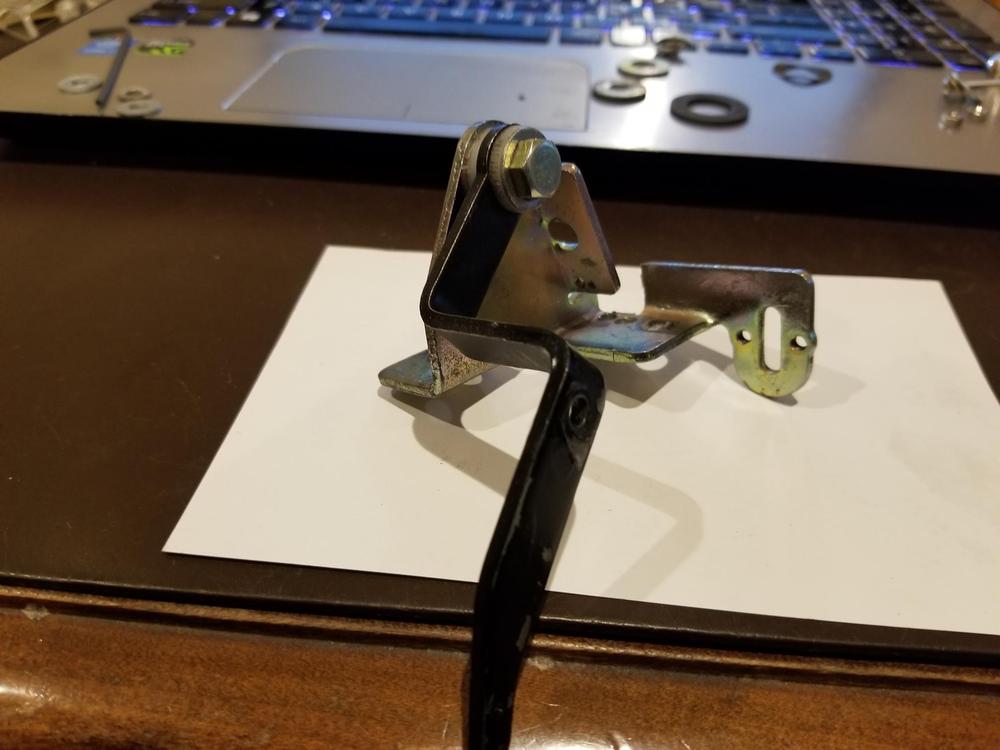 choke control arm.jpg