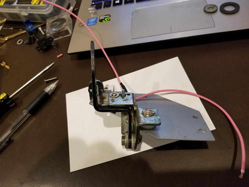 choke switch with mounting plate.jpg