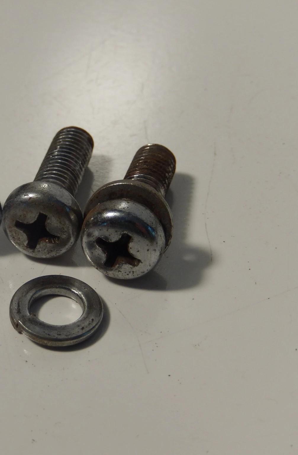 Seat screws and washers