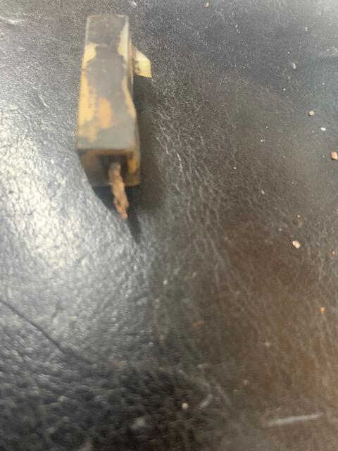 single, flat, female connector