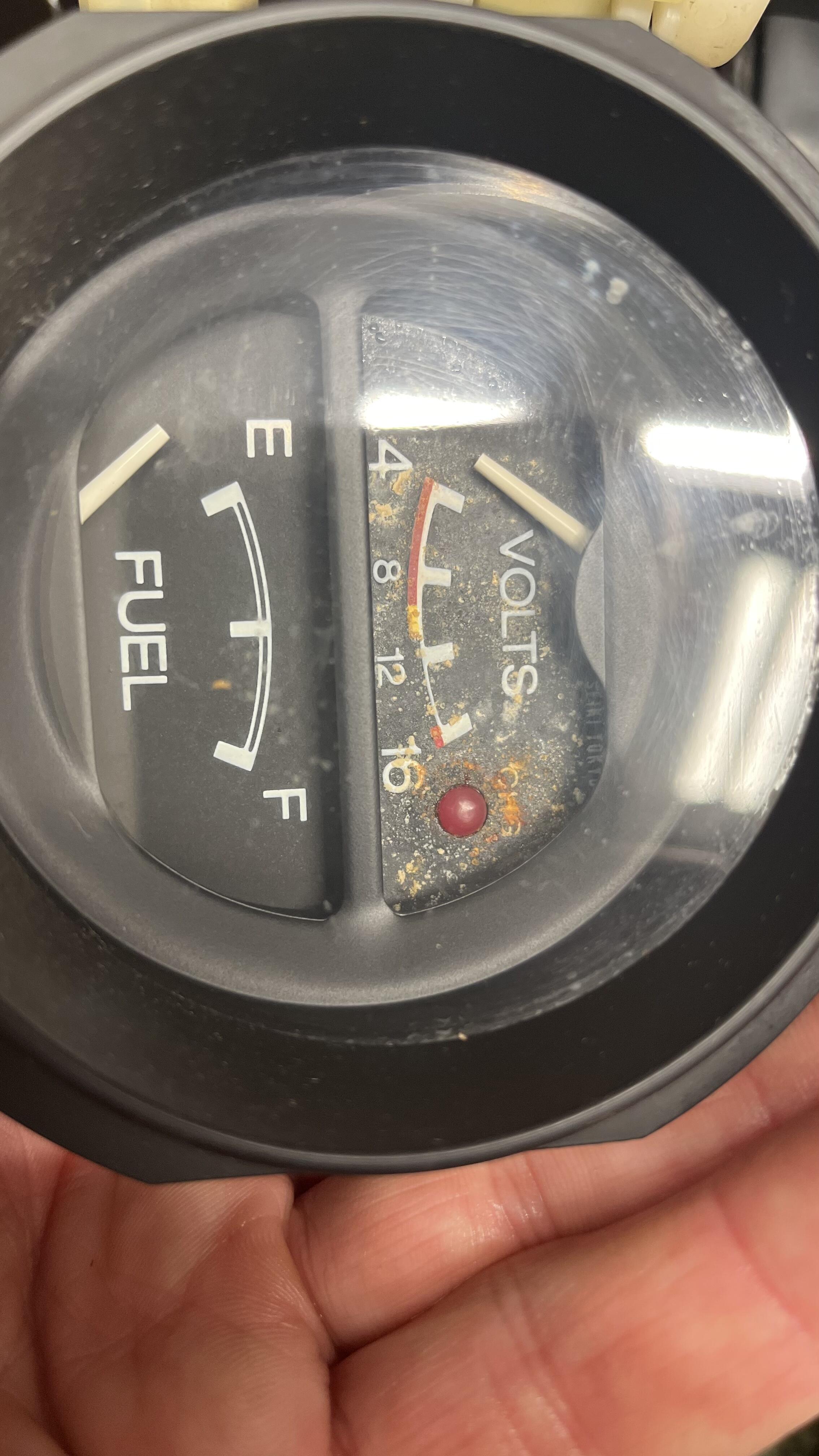 77-78 Fuel / Voltage Guage