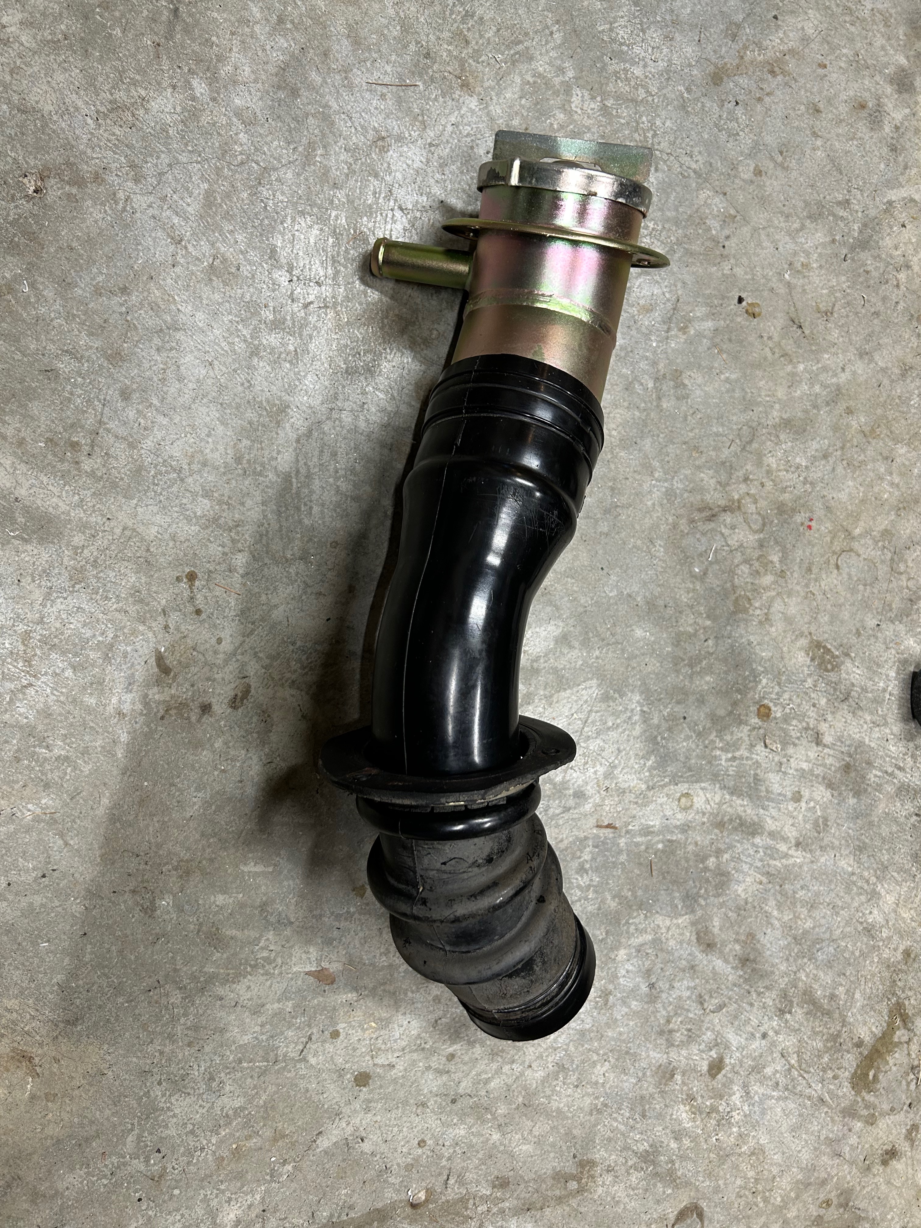 Late 260/280 gas filler neck and cap