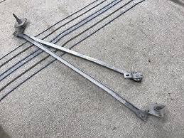 Wanted: 280 wiper linkage (1977)