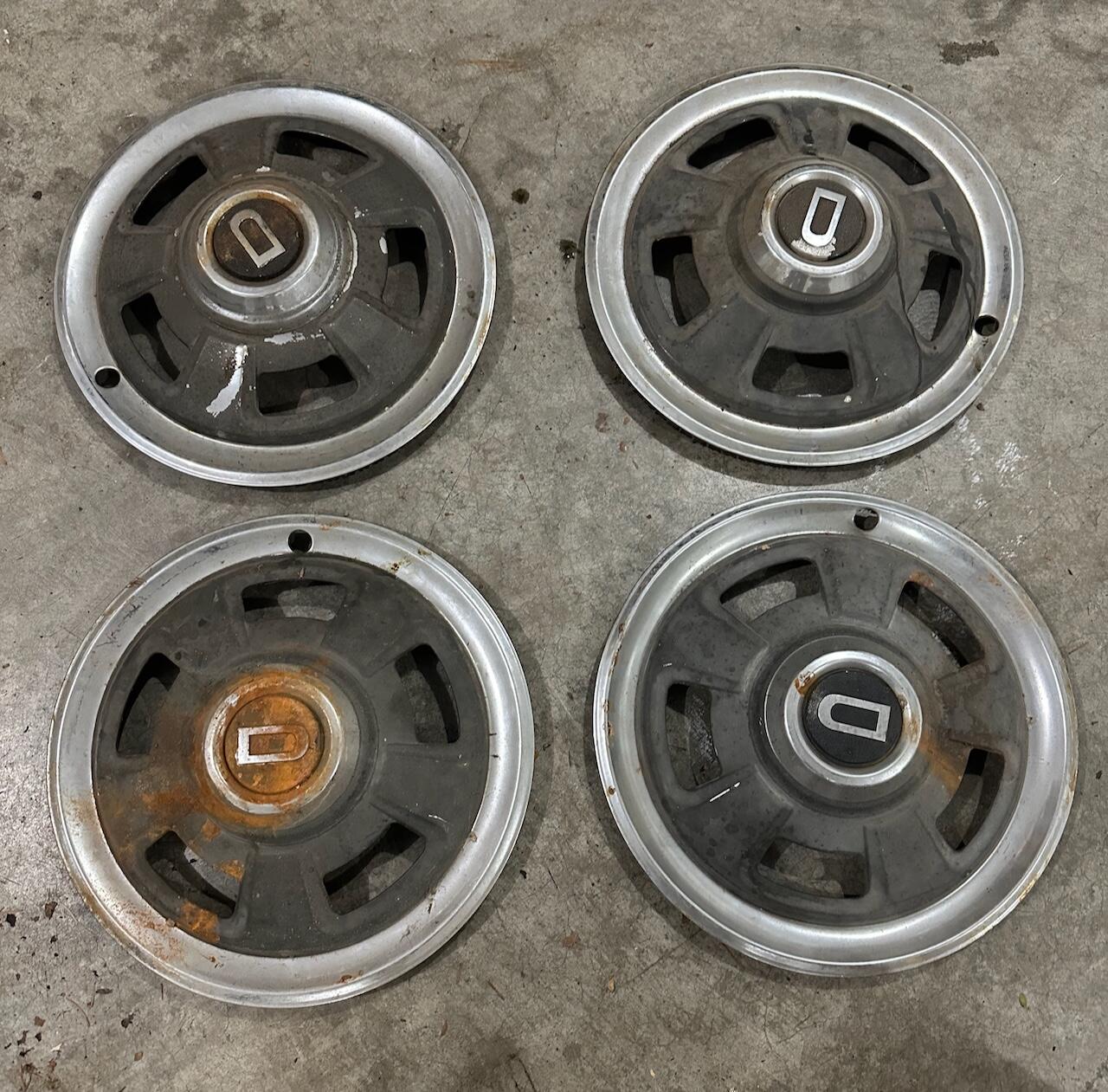240Z hubcaps
