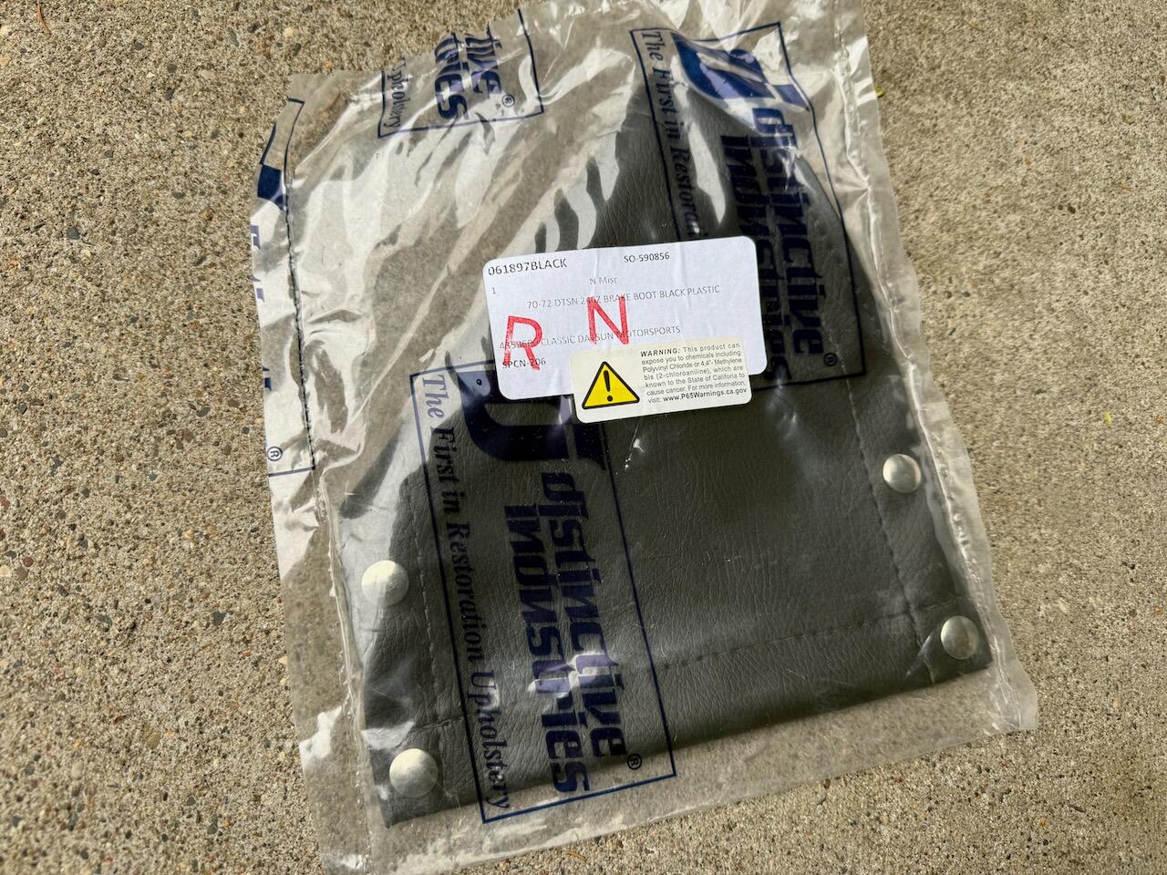 Free to a good home - S30 trim panels & misc interior